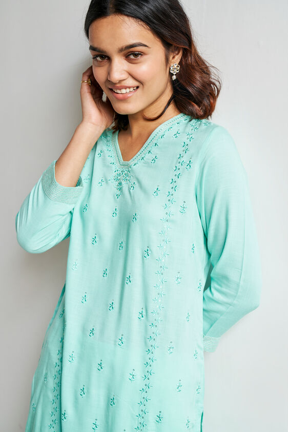 Solid Embroidered Straight Kurta, Mint, image 5